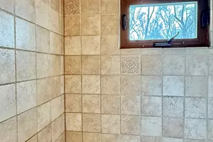 28 Elmwood Dr, Seymour, CT 06483 - Photo 16