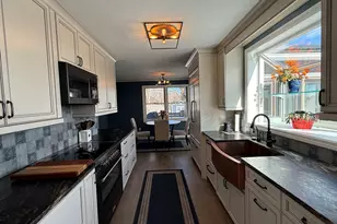 158 Westledge Rd, Simsbury, CT 06092 - Photo 4