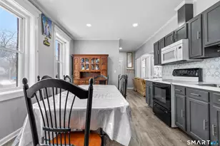 21 Hinman St, West Haven, CT 06516 - Photo 18