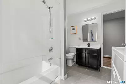 21 Hinman Street, West Haven, CT 06516 - Photo 26