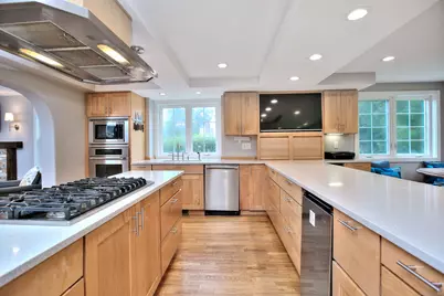 8 Bauer Place, Westport, CT 06880 - Photo 12