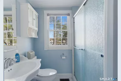 20 Browning Avenue, Newington, CT 06111 - Photo 12