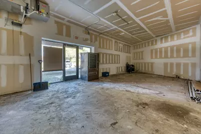 2404 Main Street, Hartford, CT 06120 - Photo 38