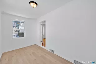 16 Goodsell St, West Hartford, CT 06110 - Photo 12