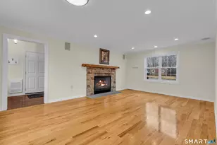 194 Robin Ln, Cheshire, CT 06410 - Photo 6