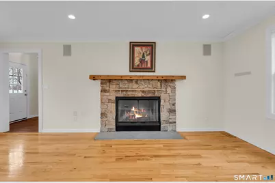 194 Robin Lane, Cheshire, CT 06410 - Photo 4