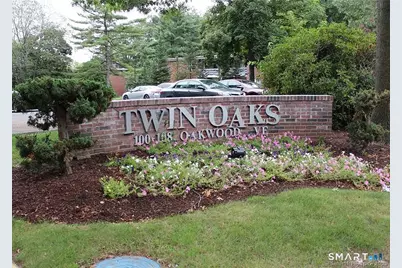 100 Oakwood Avenue #APT B1, West Hartford, CT 06119 - Photo 1