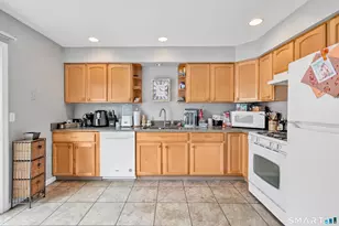 39 Coram Rd, Shelton, CT 06484 - Photo 12