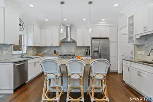 11 Tuckahoe Ln, Fairfield, CT 06824 - Photo 12