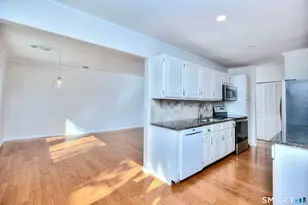 103 Southport Woods Drive, Fairfield, CT 06890 - Photo 10