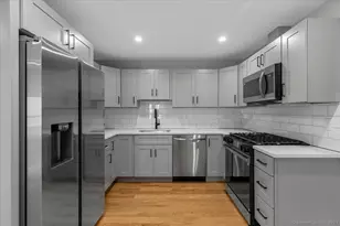 36 Maple St, New Haven, CT 06511 - Photo 4