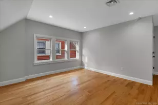 36 Maple St, New Haven, CT 06511 - Photo 6