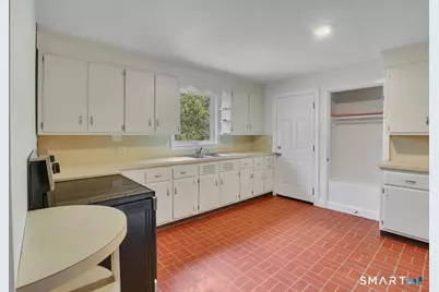 415 Woodbridge Street, Manchester, CT 06042 - Photo 10