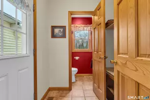 6 Carriage Dr, North Haven, CT 06473 - Photo 18