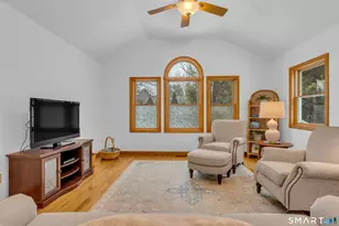 6 Carriage Dr, North Haven, CT 06473 - Photo 14