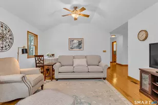 6 Carriage Dr, North Haven, CT 06473 - Photo 16