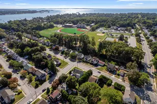 165 Plant St, New London, CT 06320 - Photo 2