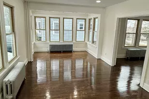 242 Pearl St, Enfield, CT 06082 - Photo 4