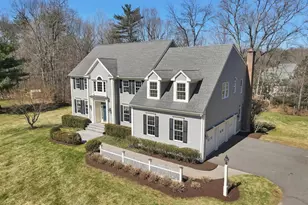 9 White Oak Ln, Avon, CT 06001 - Photo 2