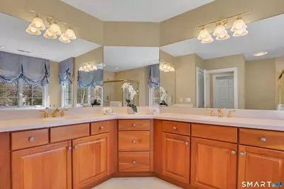 9 White Oak Lane, Avon, CT 06001 - Photo 20