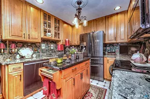 4 Dora Dr, East Haven, CT 06513 - Photo 12