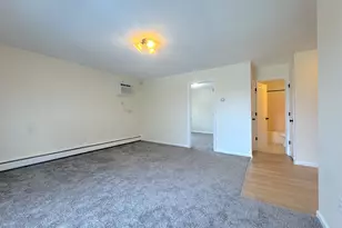 666 Broad St, Meriden, CT 06450 - Photo 4