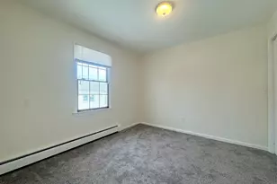 666 Broad St, Meriden, CT 06450 - Photo 6