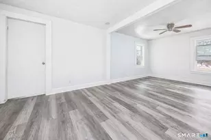 125 Robert St, Bridgeport, CT 06606 - Photo 10