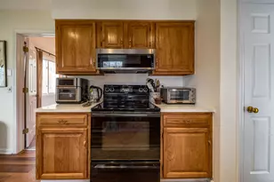 85 Legend Hill Rd, Madison, CT 06443 - Photo 10