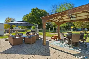 41 Oak St, East Hartford, CT 06118 - Photo 30