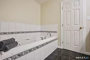 1252 Burlington Ave, Bristol, CT 06010 - Photo 20