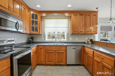 1252 Burlington Avenue, Bristol, CT 06010 - Photo 10