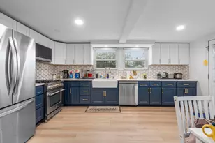 10 Cold Spring St, East Haven, CT 06512 - Photo 6