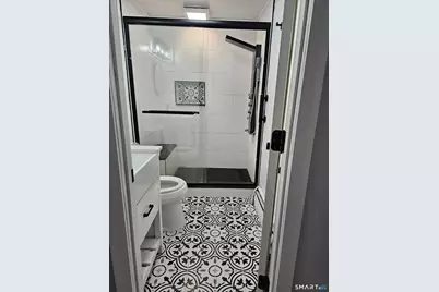 10 Cold Spring Street, East Haven, CT 06512 - Photo 16