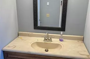 117 Milwaukee Ave, Bethel, CT 06801 - Photo 14