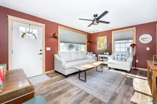 169 Morningside Dr E, Bristol, CT 06010 - Photo 8