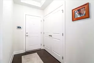 433 Brookside Ct, Newtown, CT 06470 - Photo 6