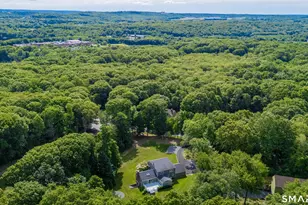 131 Woods Way Dr, Southbury, CT 06488 - Photo 6