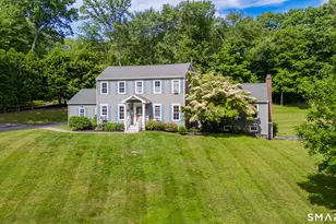 131 Woods Way Dr, Southbury, CT 06488 - Photo 2