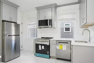 27 5th St, Stamford, CT 06905 - Photo 2