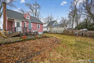 35 Barrett St, Hamden, CT 06517 - Photo 32