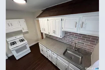 83 Berkeley Place #1, Bridgeport, CT 06610 - Photo 6