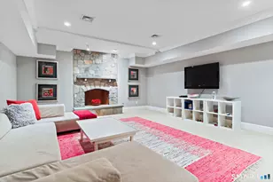 1 Bramble Ln, Greenwich, CT 06878 - Photo 34