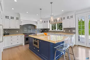 1 Bramble Ln, Greenwich, CT 06878 - Photo 12