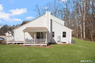 125 Murphy's Dr, Groton, CT 06340 - Photo 30
