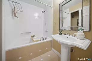 1 Gold St, Hartford, CT 06103 - Photo 34