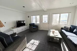 54 Milesfield Ave, Milford, CT 06460 - Photo 4