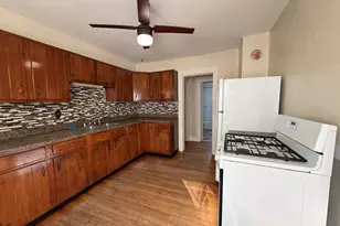 62 Putnam St, Meriden, CT 06450 - Photo 4