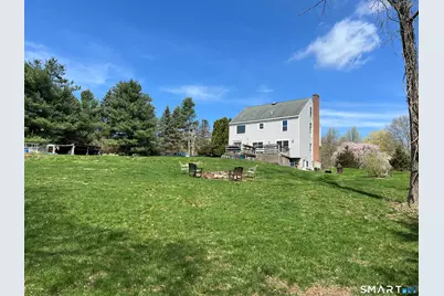 6 Cornfield Lane, Woodbridge, CT 06525 - Photo 4