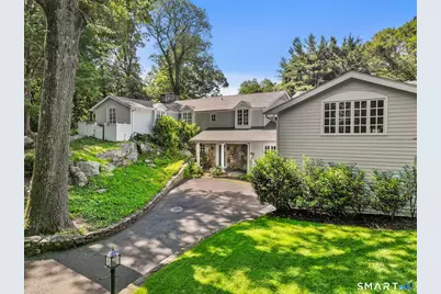 7 Raiders Lane, Darien, CT 06820 - Photo 2